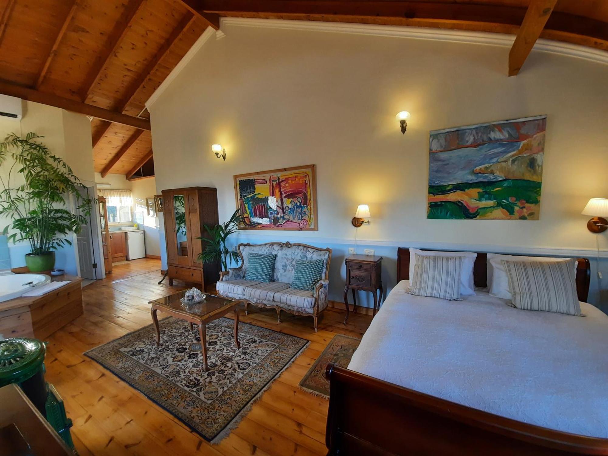 Ha'Seuda Ha'Achrona Suites Amirim Kültér fotó